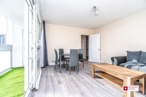 2 bedroom flat to rent, Ballinger Point, Bromley High Street, Bow ,London, E3