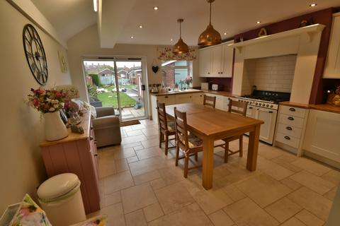 40 Bodwyn Park, Gresford, Wrexham, LL12 8NW