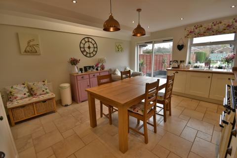 40 Bodwyn Park, Gresford, Wrexham, LL12 8NW