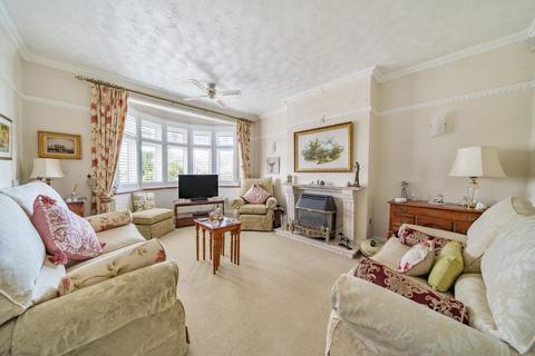 117 Addington Road, West Wickham, BR4 9BG