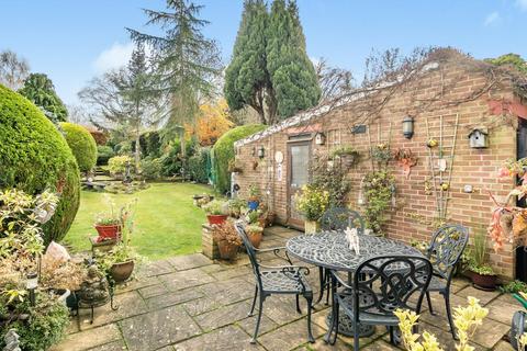 117 Addington Road, West Wickham, BR4 9BG