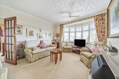 117 Addington Road, West Wickham, BR4 9BG