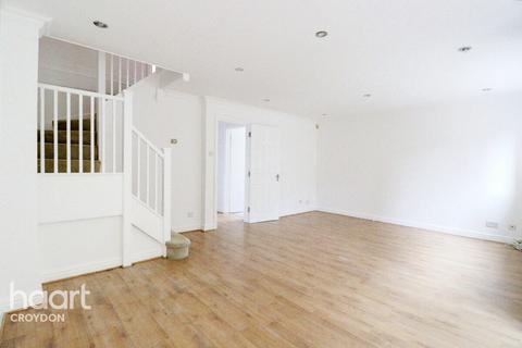 4 bedroom semi-detached house for sale, Larcombe Close, Croydon