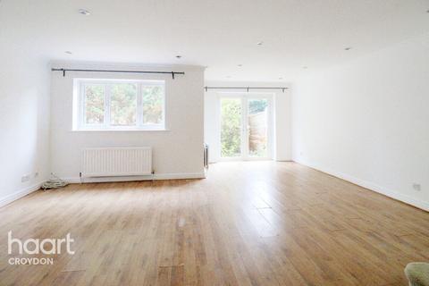 27 Larcombe Close, Croydon, CR0 5SR