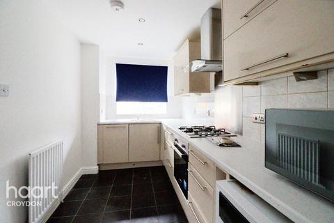 27 Larcombe Close, Croydon, CR0 5SR