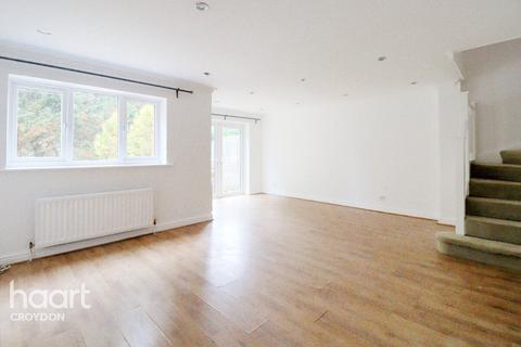 4 bedroom semi-detached house for sale, Larcombe Close, Croydon