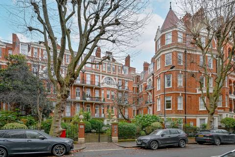 2 bedroom flat to rent, Fitzgeorge Avenue, West Kensington, London, W14