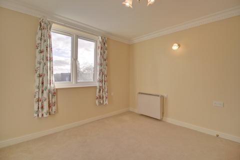 1 bedroom retirement property for sale, Regent Crescent, Horsforth, Leeds, West Yorkshire, LS18