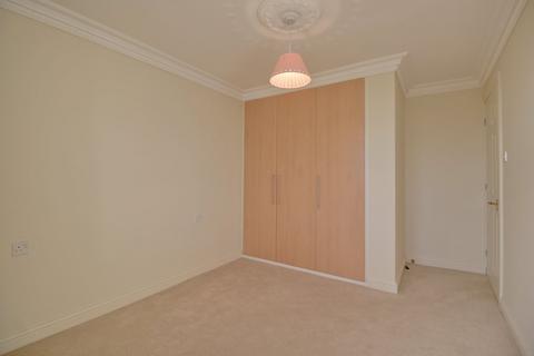 1 bedroom retirement property for sale, Regent Crescent, Horsforth, Leeds, West Yorkshire, LS18