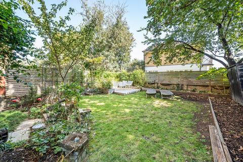 39c - 39d Tressillian Road, London, SE4 1YG