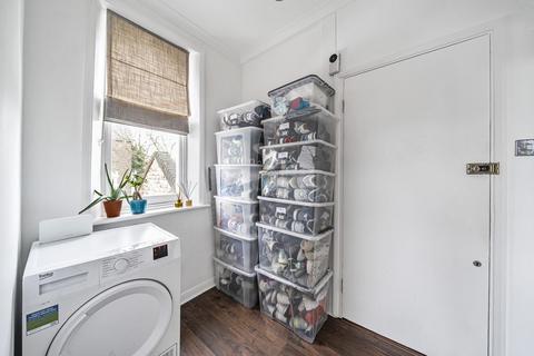 39c - 39d Tressillian Road, London, SE4 1YG