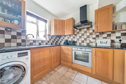 2 bedroom terraced house for sale, Linden Close, Ruislip, Middlesex