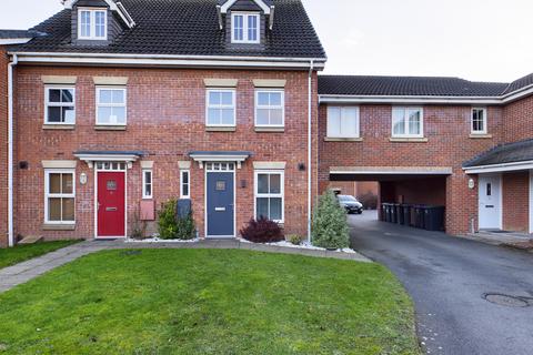 3 bedroom townhouse for sale, Caesar Road, North Hykeham LN6