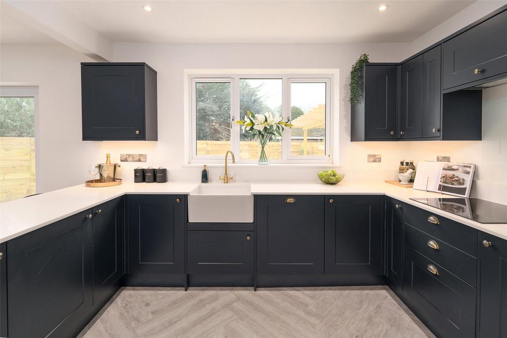 Elm Park, Ferring, Worthing, West Sussex, BN12 2 bed bungalow for sale