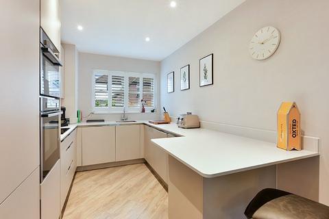 3, Glassworks, 10 Beadles Lane, Oxted, RH8 9JJ