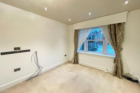 115a Shepherds Hill, Romford, RM3 0NP
