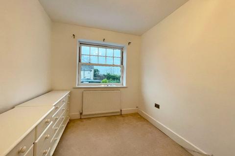 115a Shepherds Hill, Romford, RM3 0NP