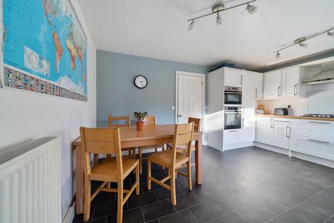 8 Cadbury Square, Congresbury, Bristol, BS49 5HW