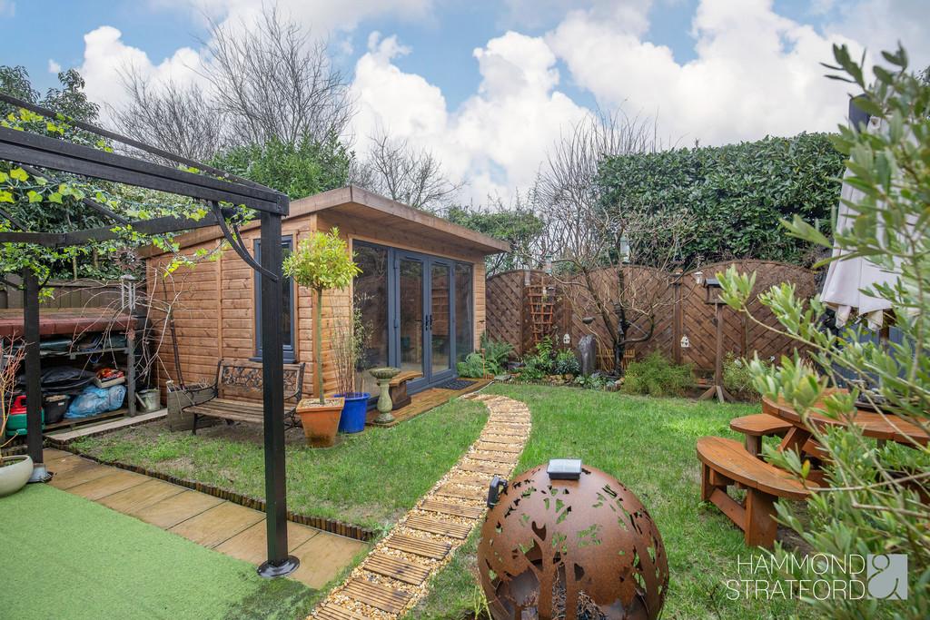 Buccaneer Way, Hethersett 3 bed detached bungalow for sale £375,000