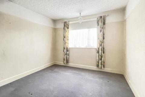 606 Rayners Lane, Pinner, HA5 5HT