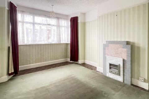606 Rayners Lane, Pinner, HA5 5HT