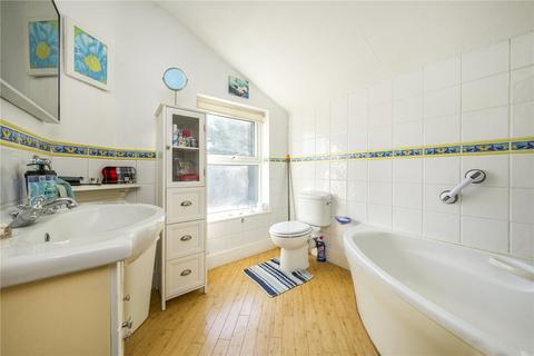 36 George Road, New Malden, KT3 6BU