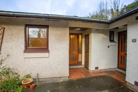 8 Riggs Close, Grange-over-sands, LA11 6SX