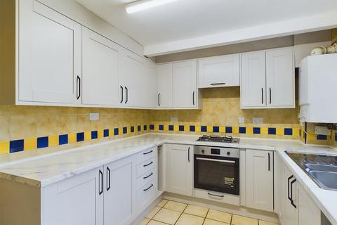 2 bedroom flat for sale, REDHILL