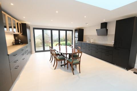 4 Ash Road, Orpington, BR6 6AZ