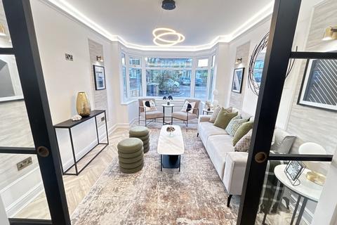 144 Stroud Road, Shirley, Solihull, B90 2JX