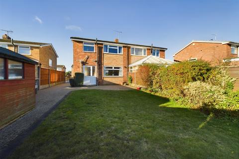39 Deepmore Close, Alrewas, Burton-on-trent, DE13 7AY