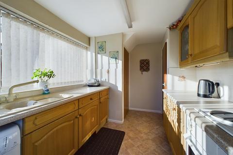 39 Deepmore Close, Alrewas, Burton-on-trent, DE13 7AY