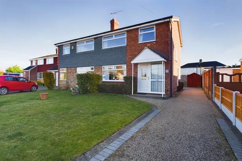 39 Deepmore Close, Alrewas, Burton-on-trent, DE13 7AY