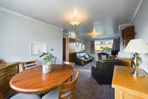 39 Deepmore Close, Alrewas, Burton-on-trent, DE13 7AY