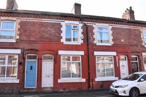 3 bedroom terraced house to rent, Newlyn Street, Rusholme, Manchester