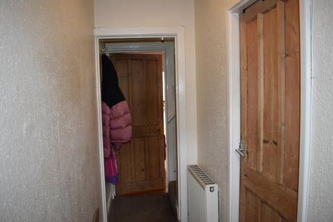 3 bedroom terraced house to rent, Newlyn Street, Rusholme, Manchester