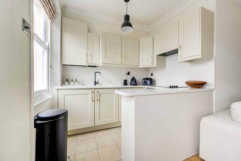 1 bedroom flat for sale, Barons Court Road, Barons Court, London, W14