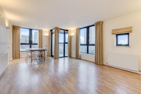 2 bedroom flat for sale, Ocean Wharf, 60 Westferry Road, London