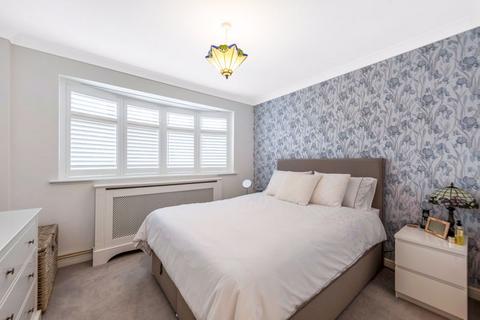 36 Harold Road, Dartford, DA2 7SA