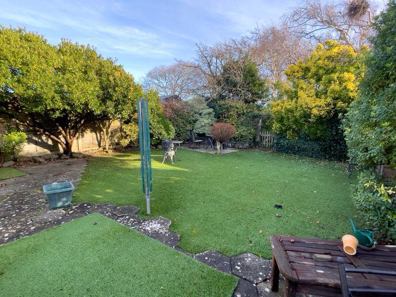MiddletononSea, West Sussex 2 bed bungalow for sale £365,000