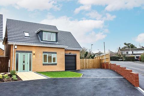 3 bedroom bungalow for sale, Cotwall End Road, THE STRAITS, DY3 3ER