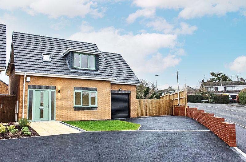 Cotwall End Road, THE STRAITS, DY3 3ER 3 bed bungalow £425,000