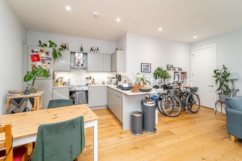 2 bedroom apartment to rent, Torriano Avenue, Kentish Town