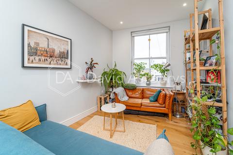2 bedroom apartment to rent, Torriano Avenue, Kentish Town