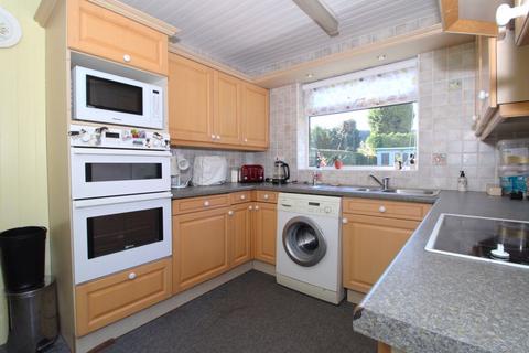 8 Knoll Croft, Walsall, WS9 8LR