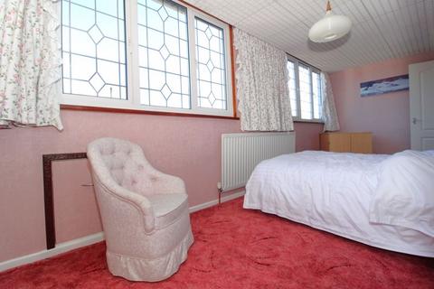 8 Knoll Croft, Walsall, WS9 8LR