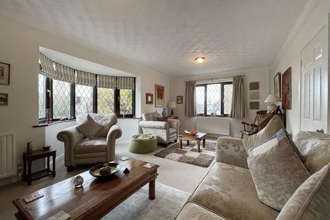 11 Epworth Close, Truro, TR1 1UP