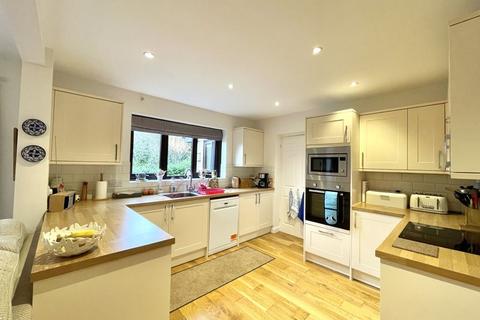 11 Epworth Close, Truro, TR1 1UP