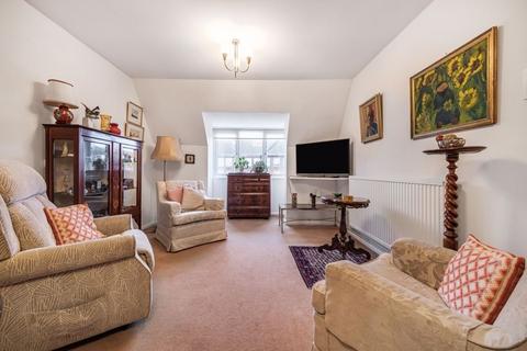 1 bedroom apartment for sale, Birnbeck Court, Finchley Road, NW11