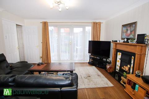 2 Rowley Gardens, Cheshunt, Waltham Cross, EN8 0SR